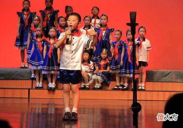 李玫瑾教授建议：别给孩子报3种“兴趣班”，费时费钱，还没啥用