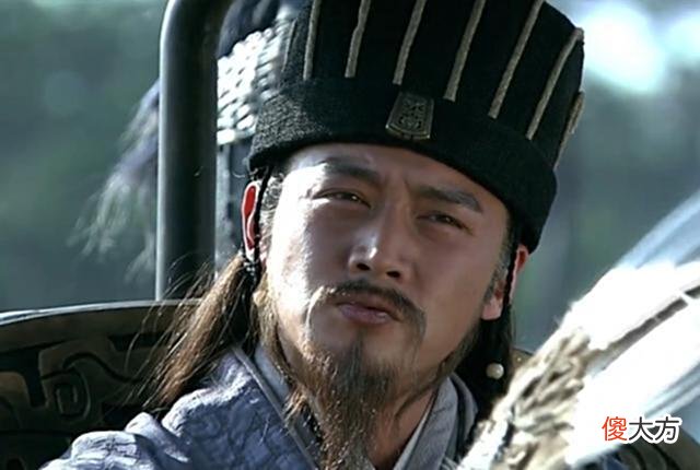 【爱历史】都说刘备“三顾茅庐”请出诸葛亮，其实刘备才是诸葛亮苦等的人