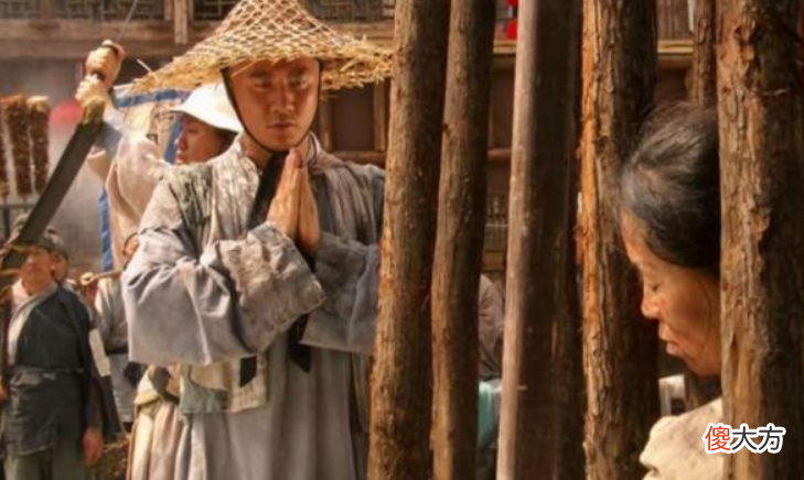 【爱历史】朱元璋放粮赈灾，自己却化身乞丐要饭，为何回来后连斩5位高官？