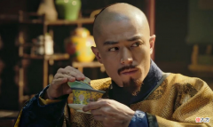 【历史故事】当上皇太子的嘉庆，被乾隆要求跪拜一个9岁的孩子，他是谁