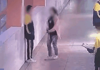 叛逆期的孩子该怎么教育，为何错的总是父母，身心健康更重要