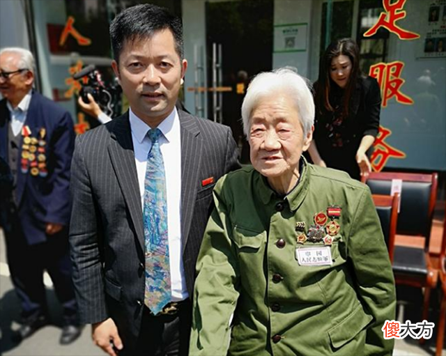 【历史故事】85岁的志愿军王清珍:伤员排尿困难她助其吸尿,战后授二等功