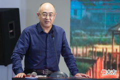 厦大教授建议“惩罚”不生孩子的人？网友回怼，堪称“人间真实”
