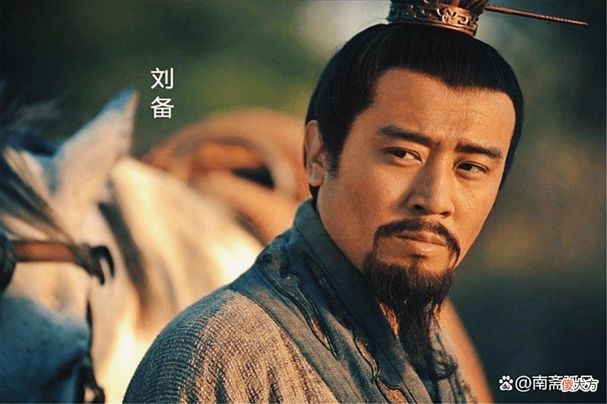 【爱历史】刘家人给一上联：“刘邦刘备刘德华”，周家出下联，实在太精彩了
