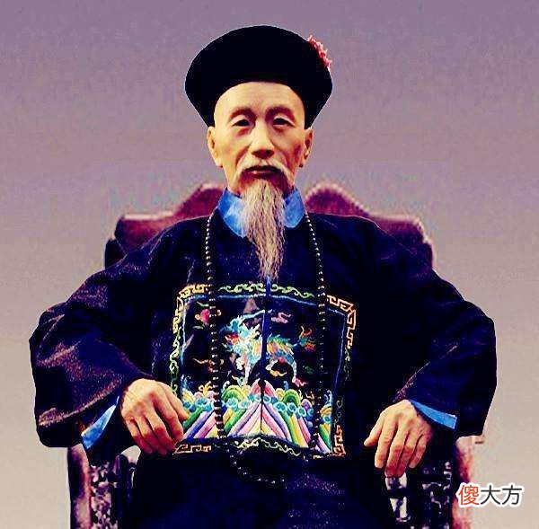 【历史故事】曾国藩如何识人？老乡吃饭时将秕谷挑出，曾国藩立马翻脸将他驱逐