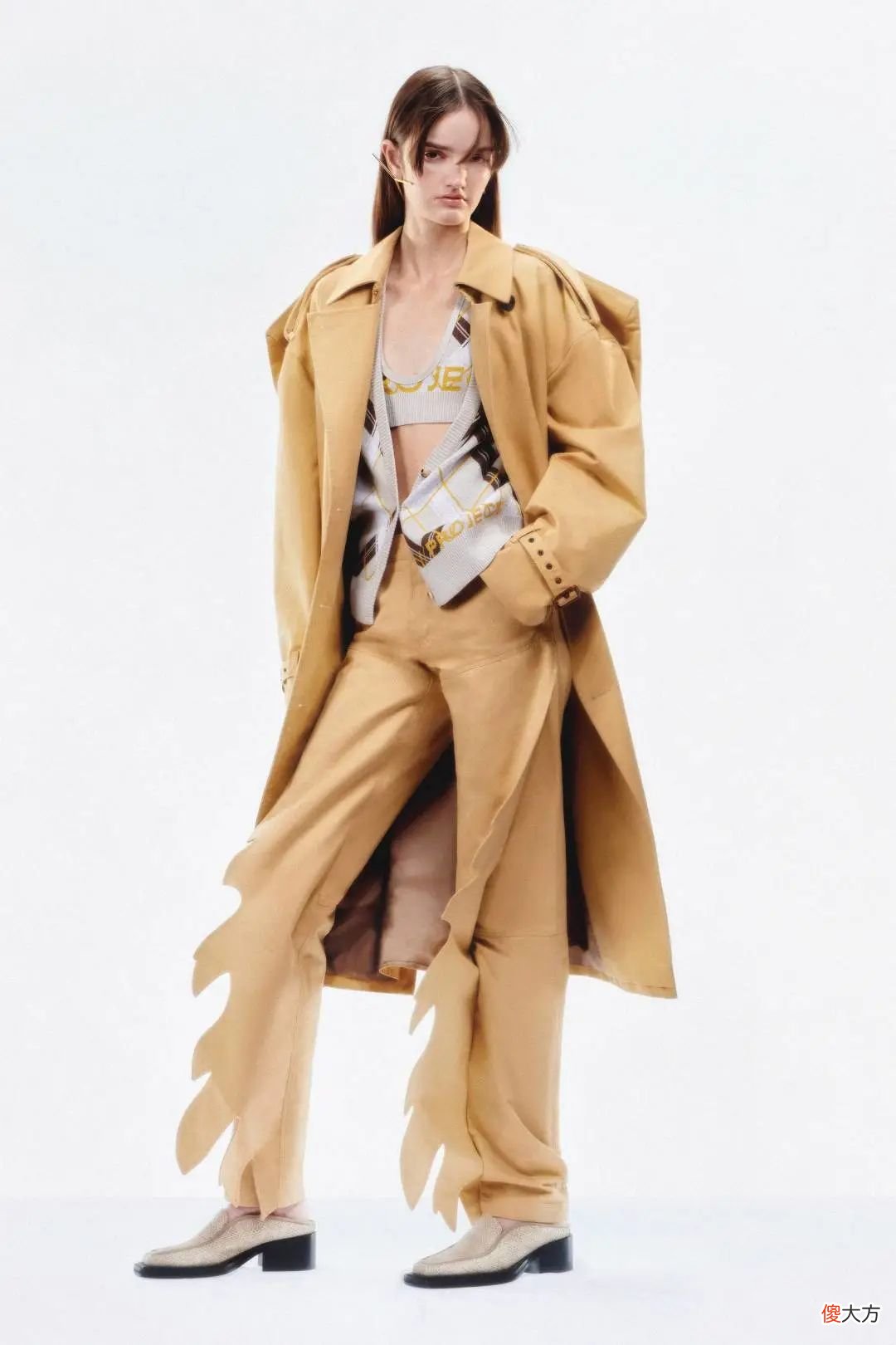 【时尚一点】奶茶色,独属秋天的高级感