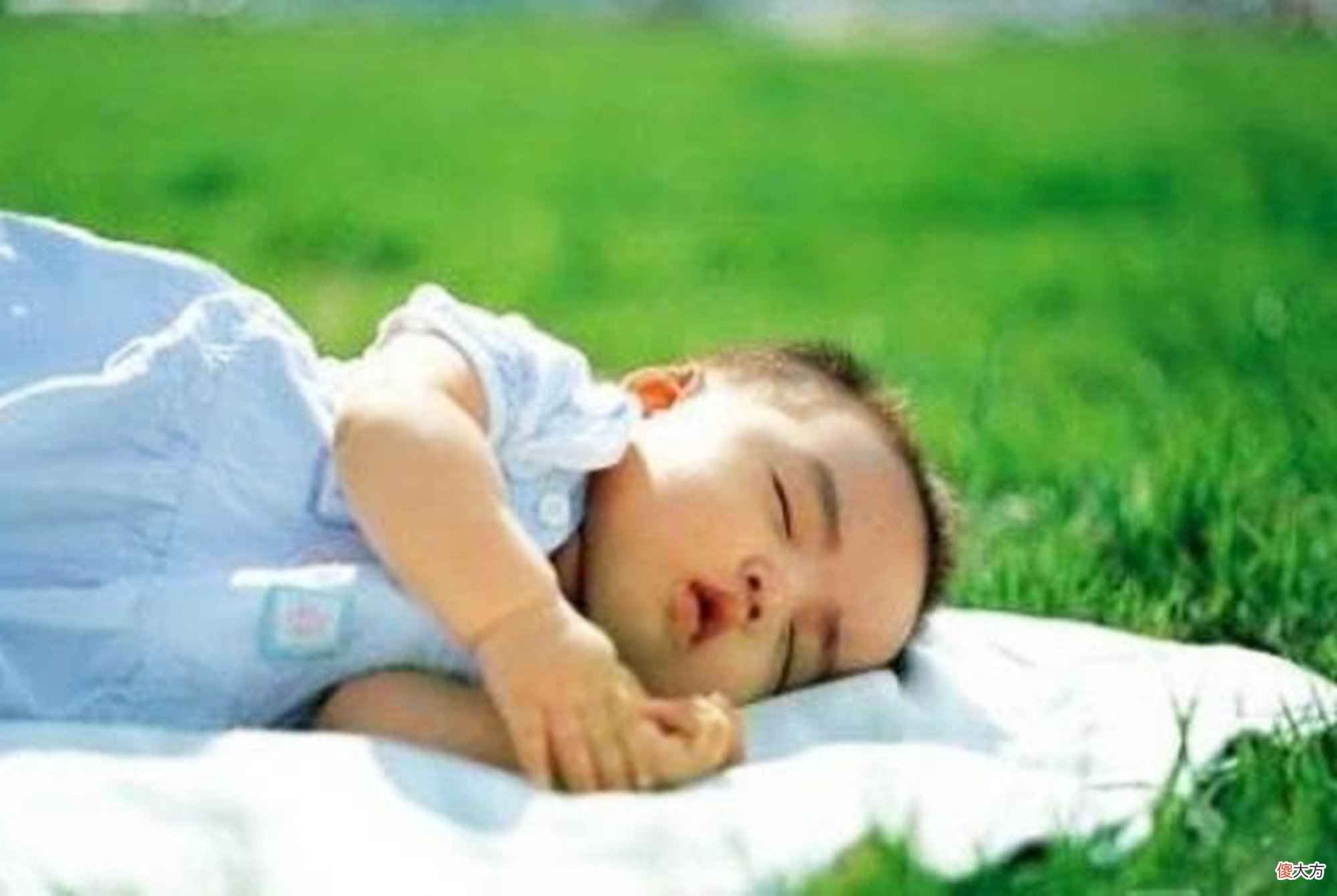 宝宝睡觉时的表情预示“脑发育”？若是这些表情，娃可能已达标