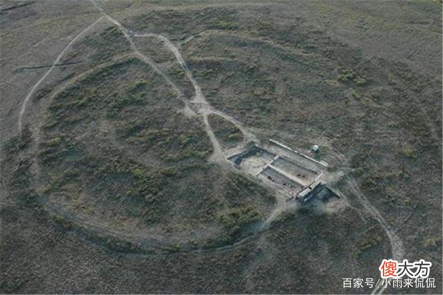 “时空之门”出现了?4000年前的女性骨骼,真的是外星人吗?