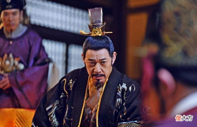 【历史故事】皇帝听闻功臣手上长出“龙鳞”,立即将其斩首,一年后追悔莫及