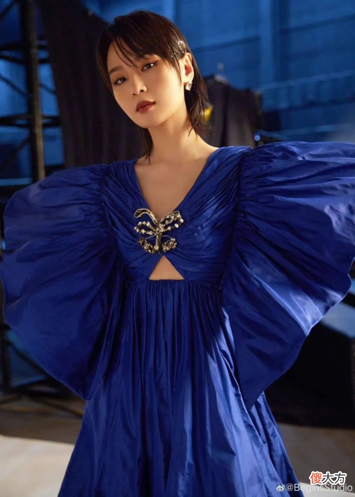 【时尚一点】Angelababy、关晓彤人手一条的蝴蝶结裙长啥样？