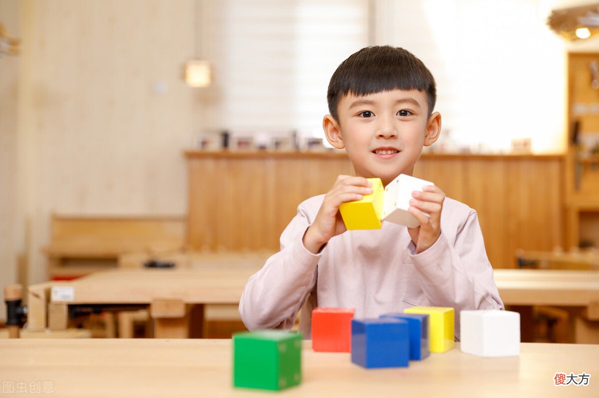 孩子在幼儿园有这几种表现，上小学成绩不会很差，家长能少操心
