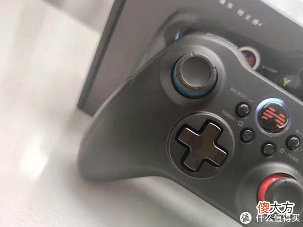 【游戏世界】Switch最佳拍档：北通阿修罗2NS版游戏手柄