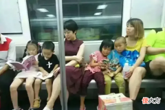 一张图引千万家长共鸣，家庭教育过程中，贫富不经意间走向两个方向