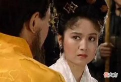 【爱历史】曹操为何没有霸占甘夫人，还对她以礼相待？其实和一个人有关