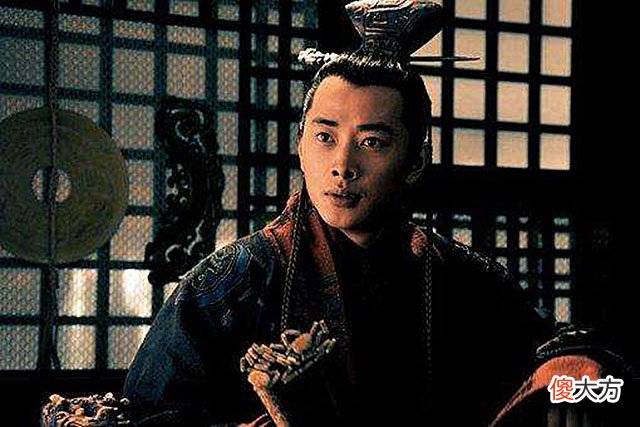 【爱历史】曹操掌控着献帝刘协为了啥：其实就是抢占了道德的制高点