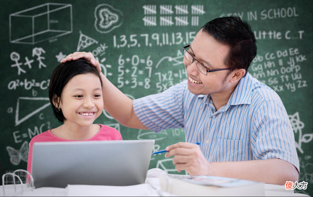 李玫瑾直言:内心自卑的孩子,多半喜欢说3句话,家长别不当回事