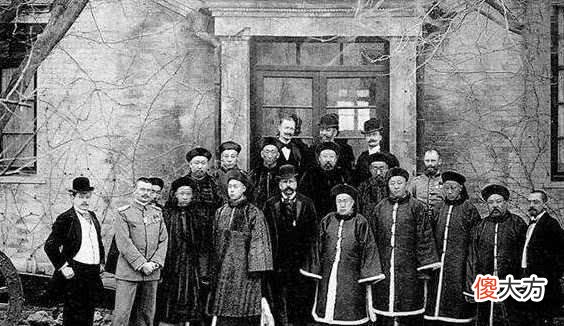 【爱历史】溥伟第一次与帝位擦肩而过，日本人把他忽悠到东北