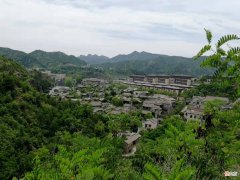 【爱历史】熊孩子考中状元，正得意忘形之时，老师用4个字点醒了他！