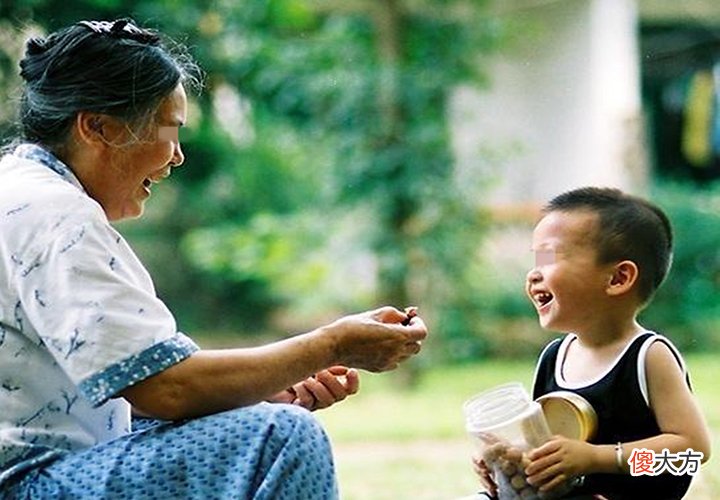 家庭中，父母任意一个角色的缺位，都会影响孩子的心理健康