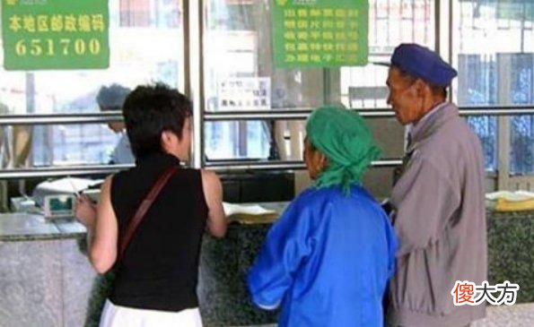【历史故事】越战烈士牺牲，因无路费，20年后81岁的母亲才能到墓前看他一眼