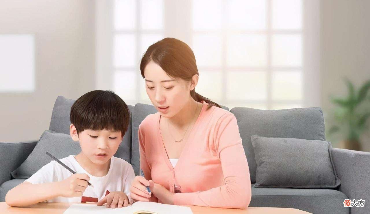 教育最大的悲哀，就是指望孩子“自觉”，家长却只会玩命催