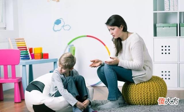 孩子顽皮不听话，一管就“炸”？善用“诱导式规劝”效果将更好！