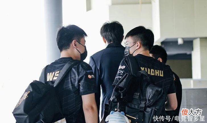 【游戏世界】Letme兑现Flag却被喷玩不起?说好的用鼻孔吃鲱鱼罐头,却反悔