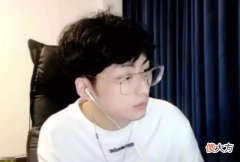 【游戏世界】王者荣耀：赖神撞车百兽，老夫子第一人当之无愧，手法操作是顶级