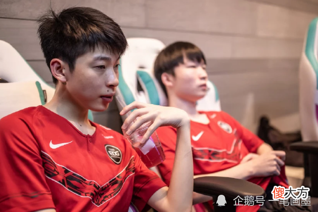 【游戏迷】春季赛的EDG有多强，二队阵容依旧豪华，在LPL有望打进季后赛