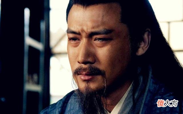【历史故事】庞统死前有三个预兆，孔明早已算出，重视任何一个都可逃过一劫