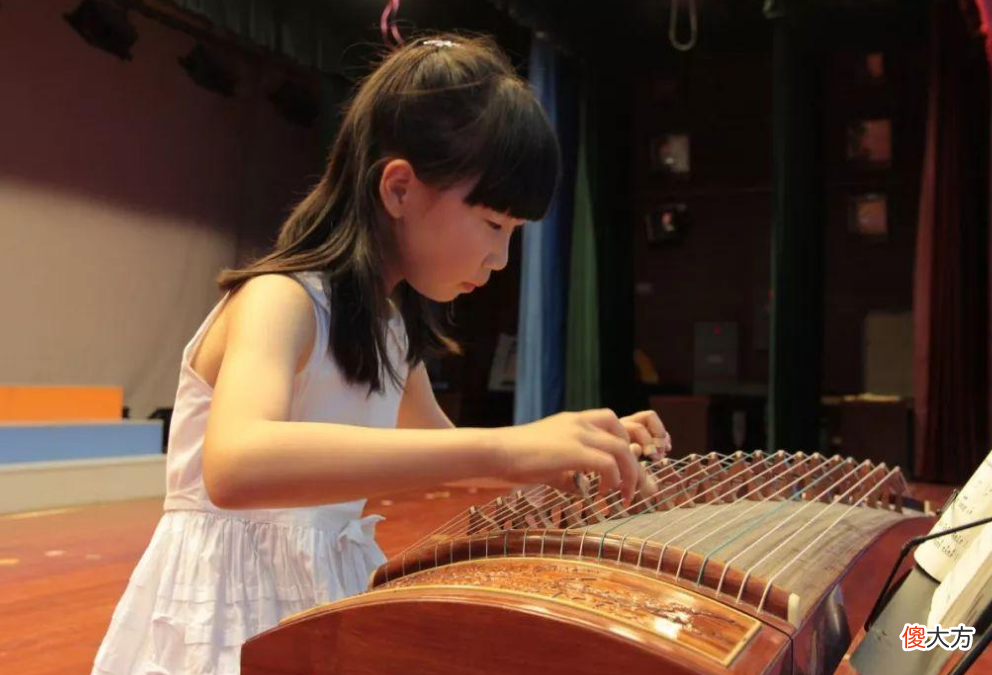 李玫瑾教授：寒假给孩子报兴趣班，不想白花钱，远离这三类