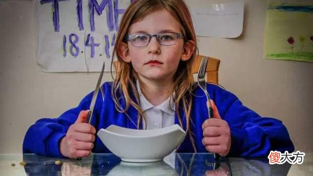 没有痛觉、疲劳感和饥饿感是啥体验？这位英国女孩正在经历这一切