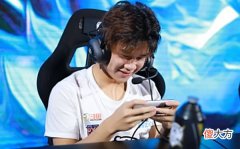 【游戏迷】DYG教练直言小义太能“刷”，逆风能力不太行，和初晨反过来了