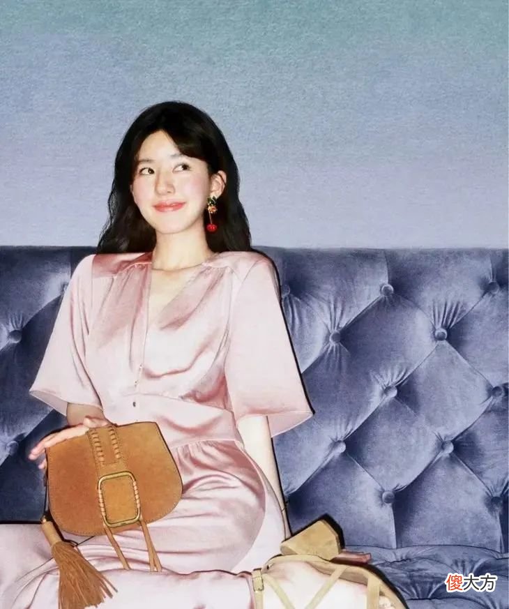 【时尚一点】气质女人最中意的长连衣裙啥样？