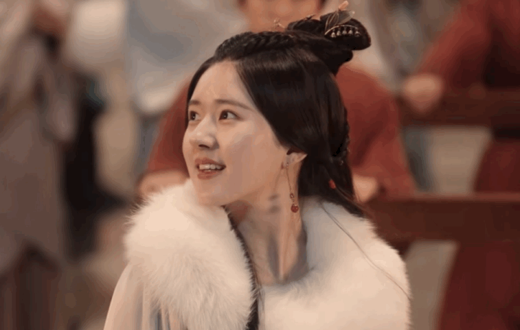 【时尚一点】都说她从小美到大，其实里面也藏着很多变美的小心思！