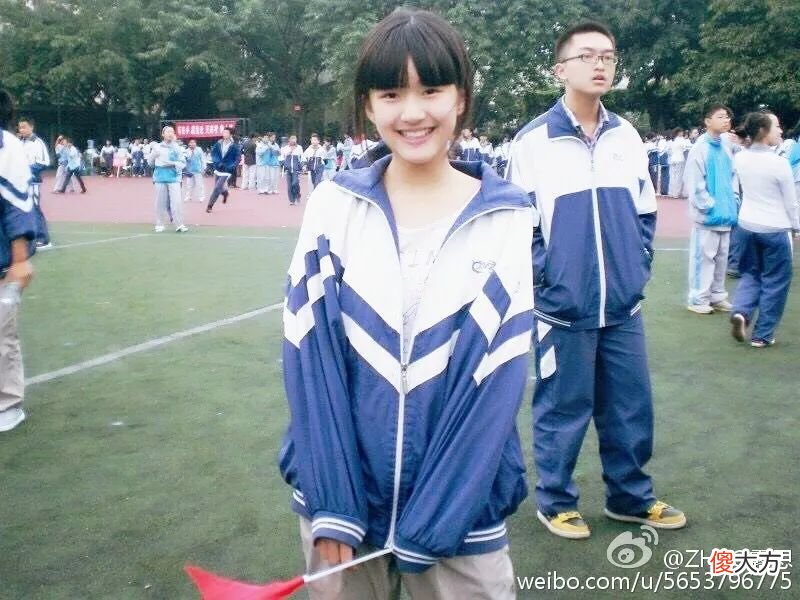 【时尚一点】都说她从小美到大，其实里面也藏着很多变美的小心思！