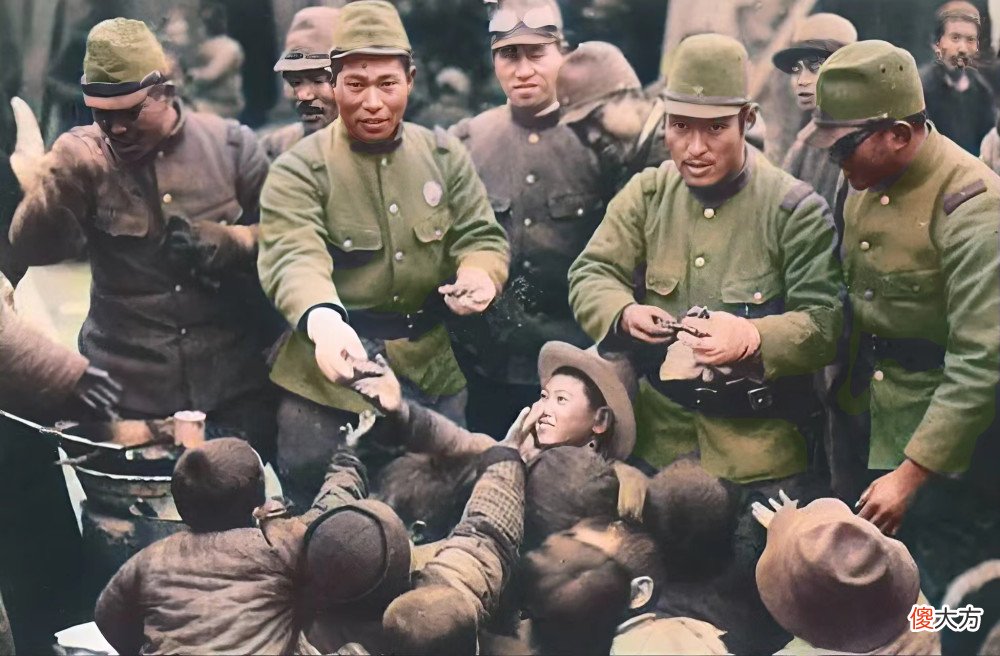 【历史故事】老照片：李鸿章与英国人的合影，1911年访问美国的清朝海军
