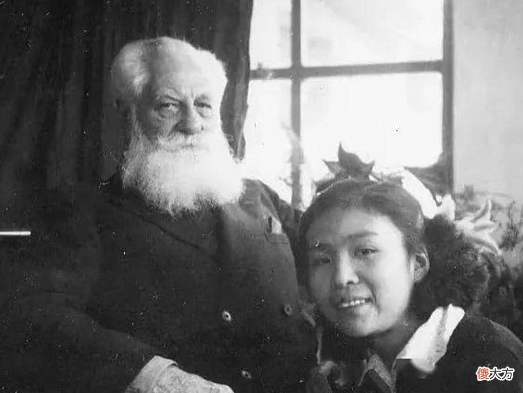 【历史故事】1952年，28岁吴似丹瞒着父母嫁80岁“洋人御医”，最终结局如何