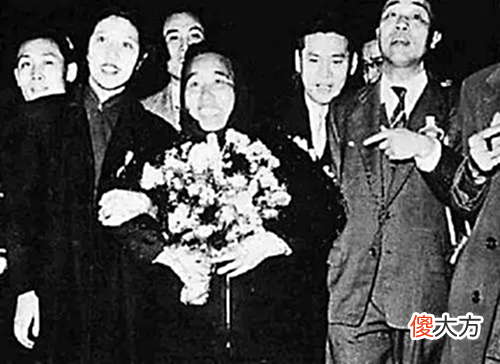 【爱历史】她是双枪老太婆原型，抗战时期的“女司令”，却因谐音被人遗忘