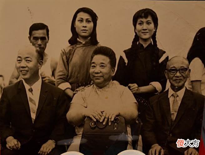 【爱历史】她是双枪老太婆原型，抗战时期的“女司令”，却因谐音被人遗忘