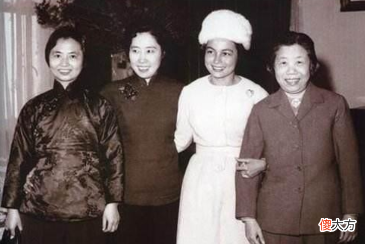 【历史故事】柬埔寨最美王后：容貌和品德不输戴安娜，让花心国王独宠她一人