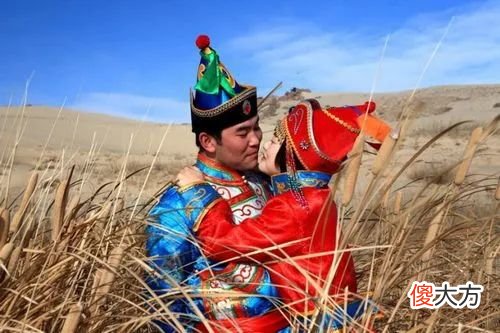 【爱历史】成吉思汗被噩梦惊醒，第二天叫来老婆，命令她改嫁给看大门的保安