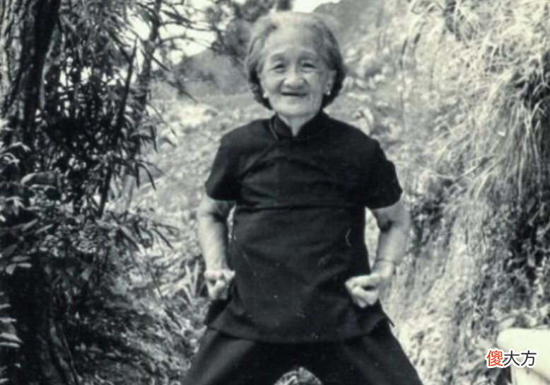 【爱历史】真实的“十三姨”：19岁嫁60岁黄飞鸿，孤苦伶仃，91岁香港去世