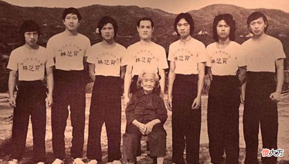 【爱历史】真实的“十三姨”：19岁嫁60岁黄飞鸿，孤苦伶仃，91岁香港去世