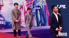 【游戏迷】水晶哥直播回忆黑历史，刚子哥首次服软：神超的西装比我强