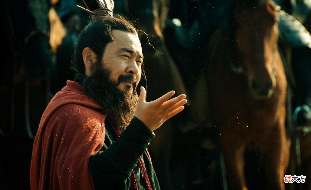 【爱历史】比吕布还无情的“三姓家奴”，难怪关羽会瞧不起他