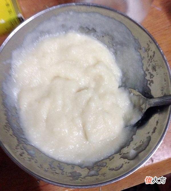 给宝宝冲米粉，父母常犯这6个错误，中招的快改正，不然娃白吃了