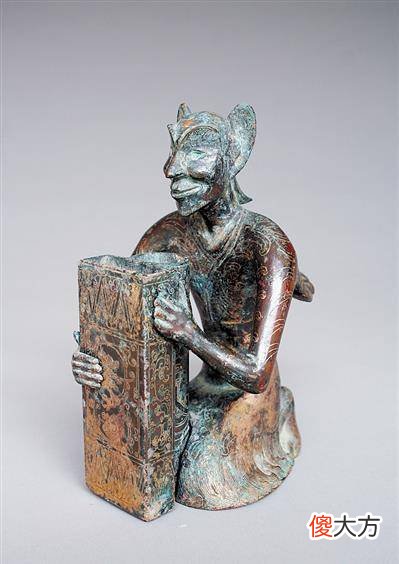 【爱历史】西安出土的青铜羽人的形象究竟源自于哪里,又是怎么回事呢