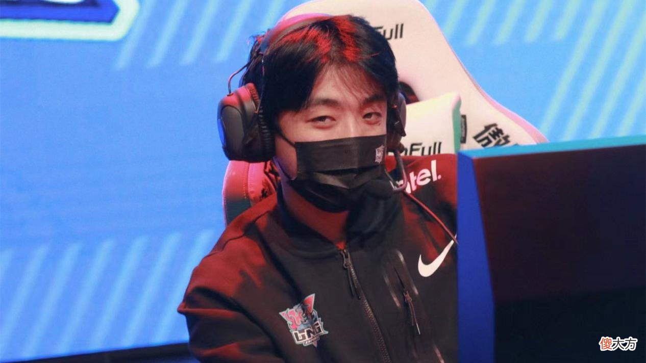 【游戏世界】icon谈未来规划：要赚够5000万，有点想回OMG当教练