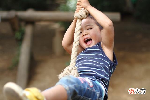 初入幼儿园如何跟孩子告别？避开3个雷区，一招让宝宝爱上幼儿园
